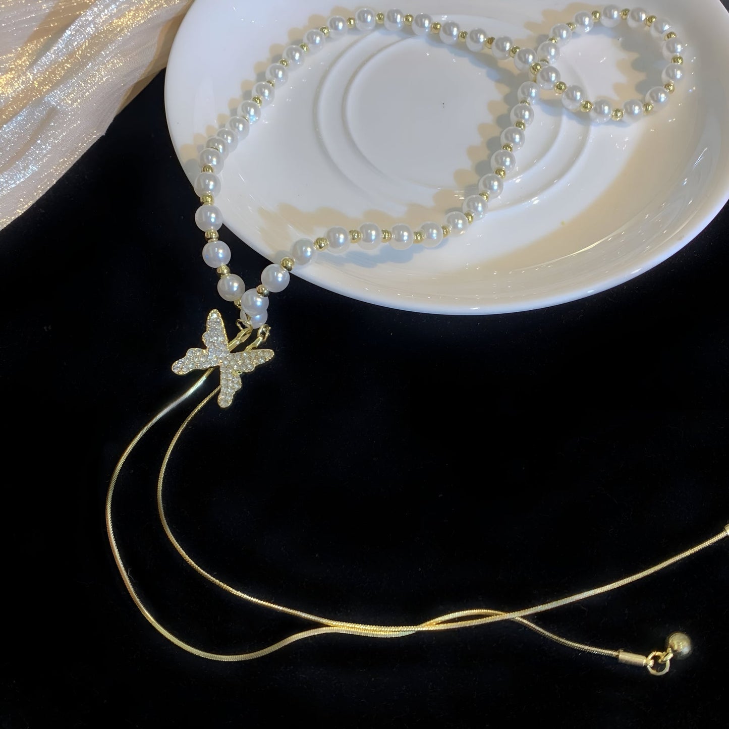 Butterfly Pearl Chain Necklace